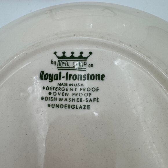 Vintage Dinner Plates in Royal Rose by Royal China 10" Set of 2 - Picture 6 of 7